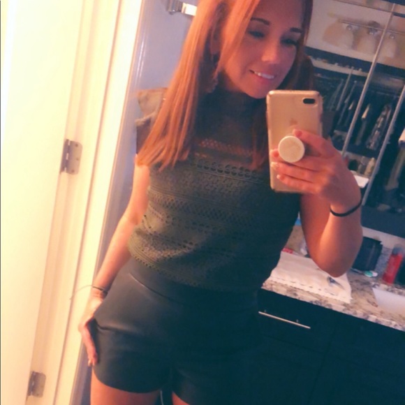 Meet your Posher, Randi - Picture 4 of 5